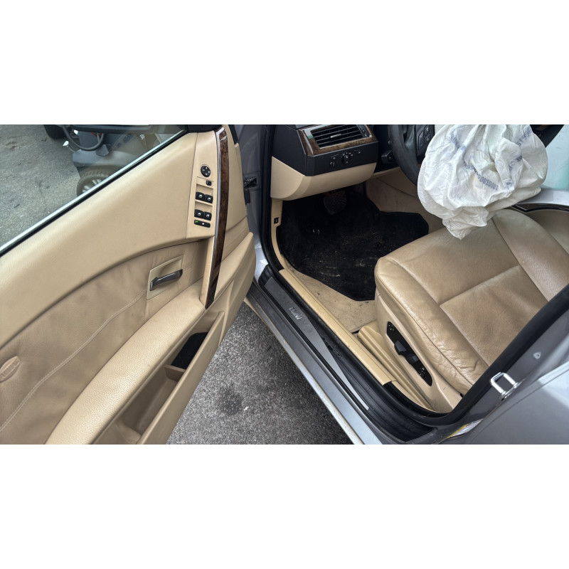 Cremaillere assistee BMW SERIE 5 E60 Photo n°7