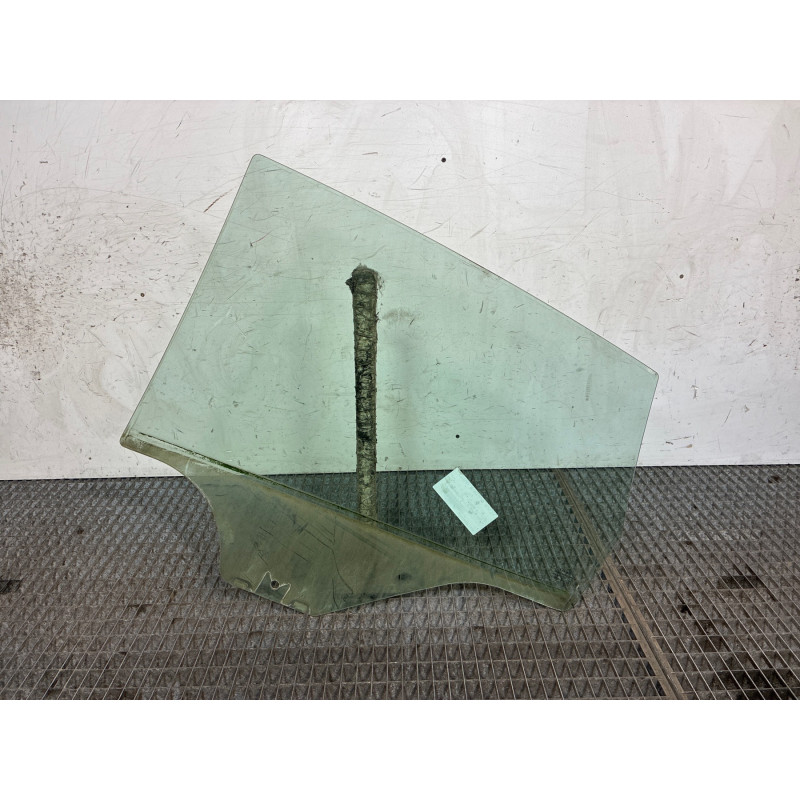Vitre arriere droit SEAT ALTEA Photo n°1