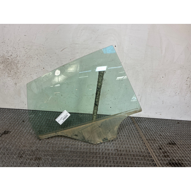 Vitre arriere droit SEAT ALTEA Photo n°2