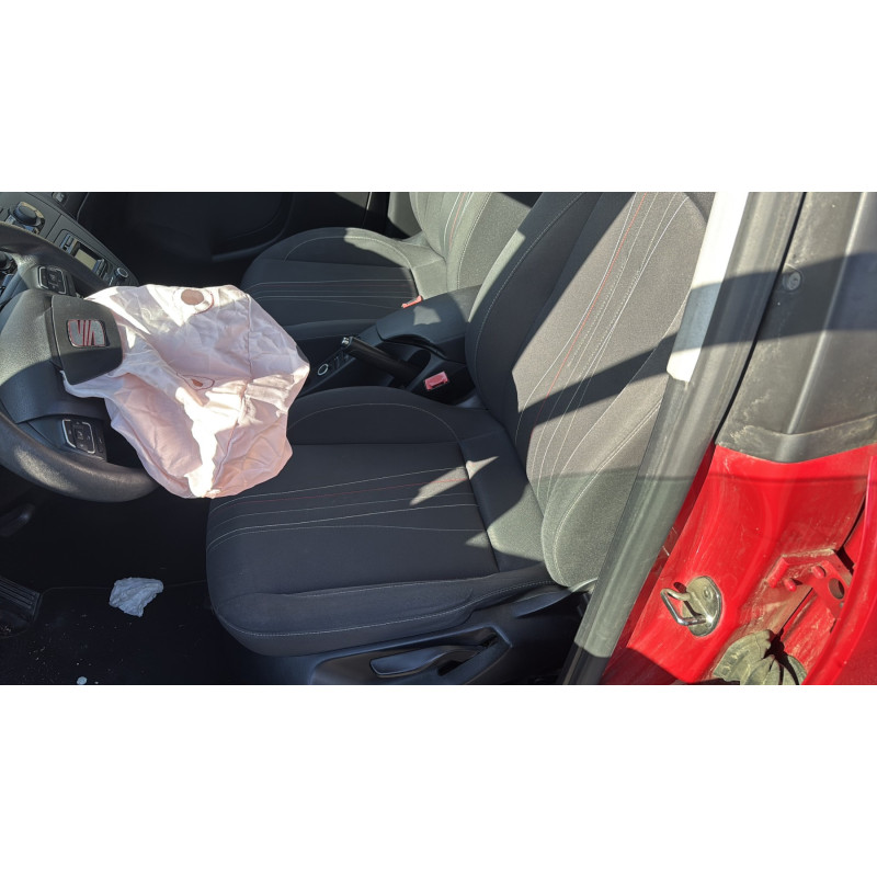 Vitre arriere droit SEAT ALTEA Photo n°13