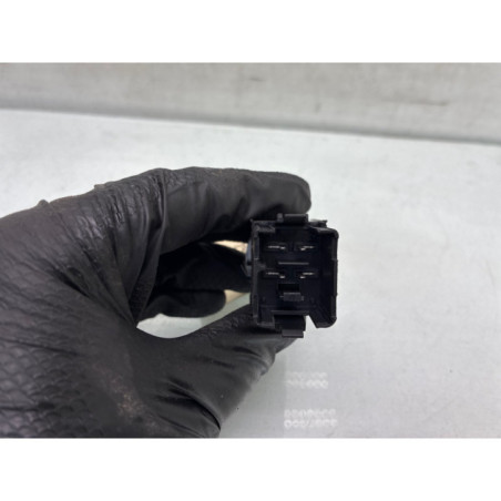 Bouton de warning SEAT ALTEA Photo n°1