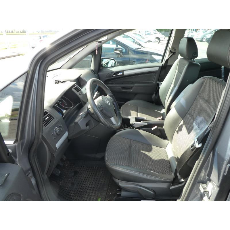 Capot OPEL ZAFIRA B Photo n°10