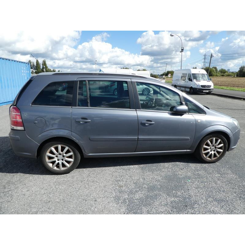 Capot OPEL ZAFIRA B Photo n°17