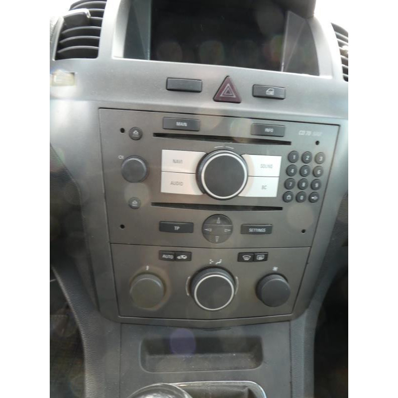 Capot OPEL ZAFIRA B Photo n°18