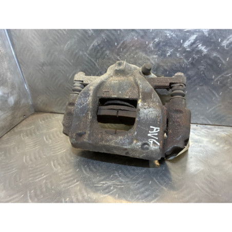 Etrier avant gauche (freinage) TOYOTA VERSO