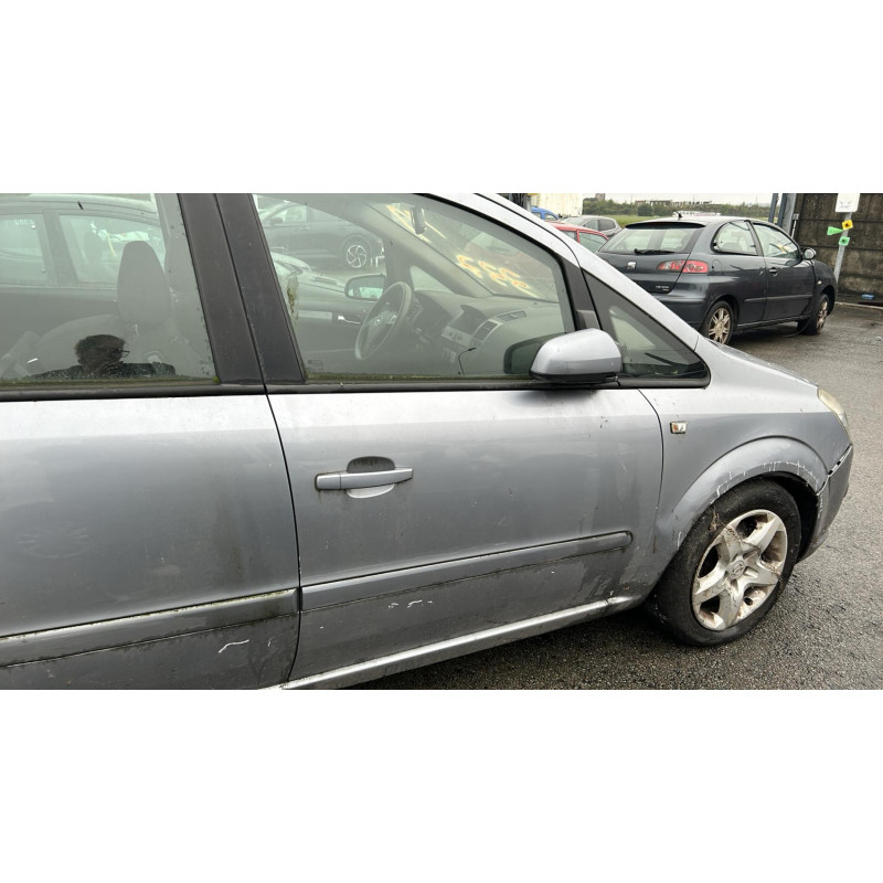 Capot OPEL ZAFIRA B Photo n°17