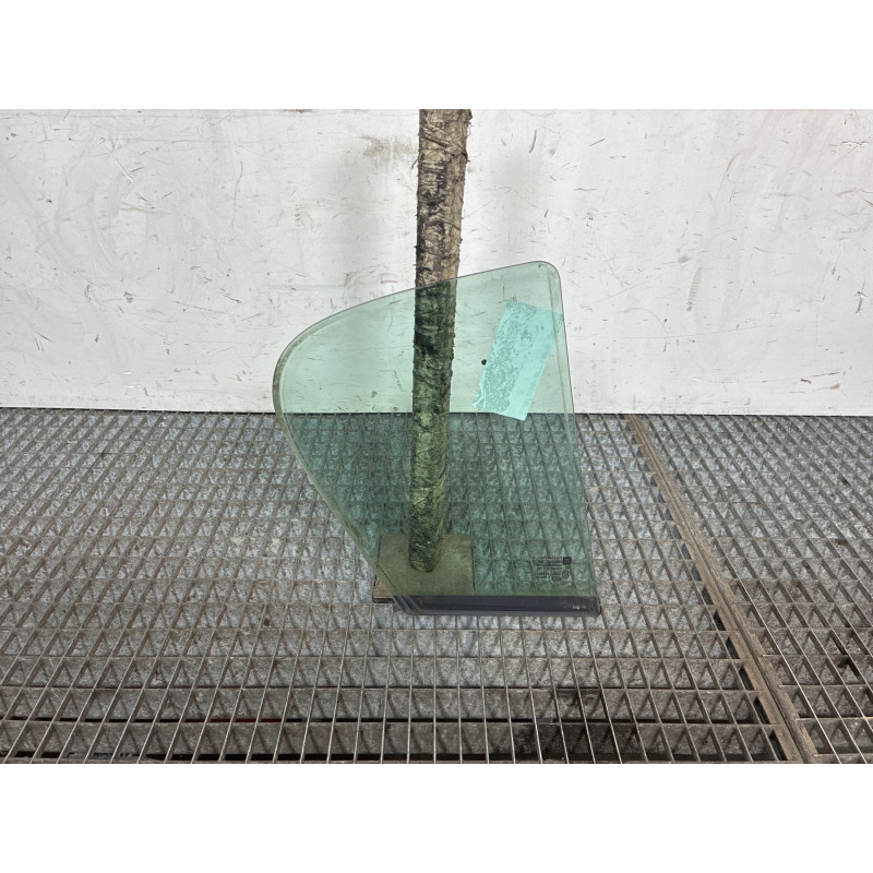 Custode arriere gauche (porte) OPEL ASTRA H Photo n°2