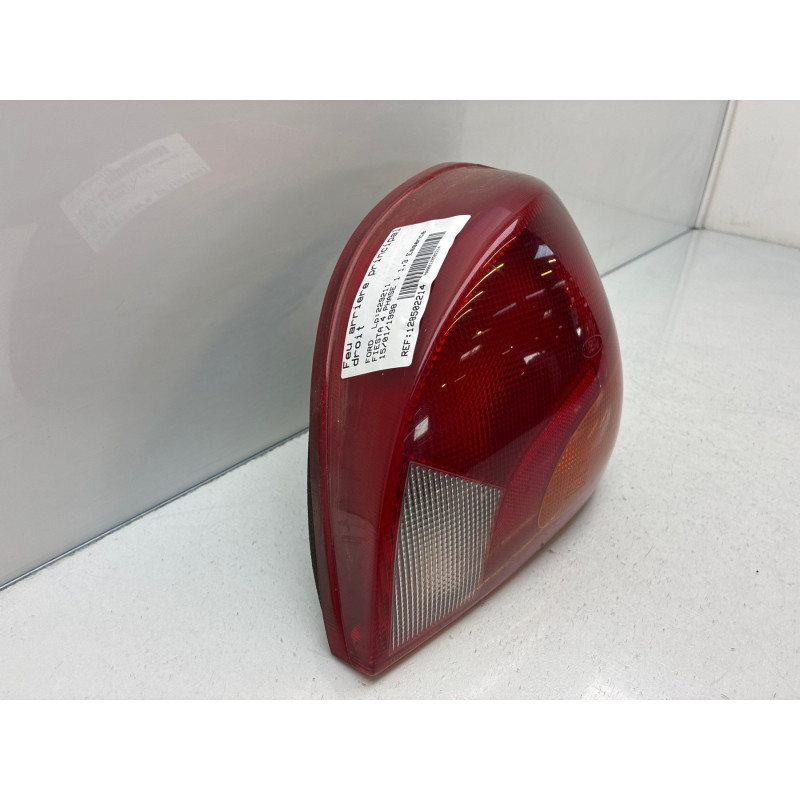 Feu arriere principal droit (feux) FORD FIESTA 4 Photo n°5