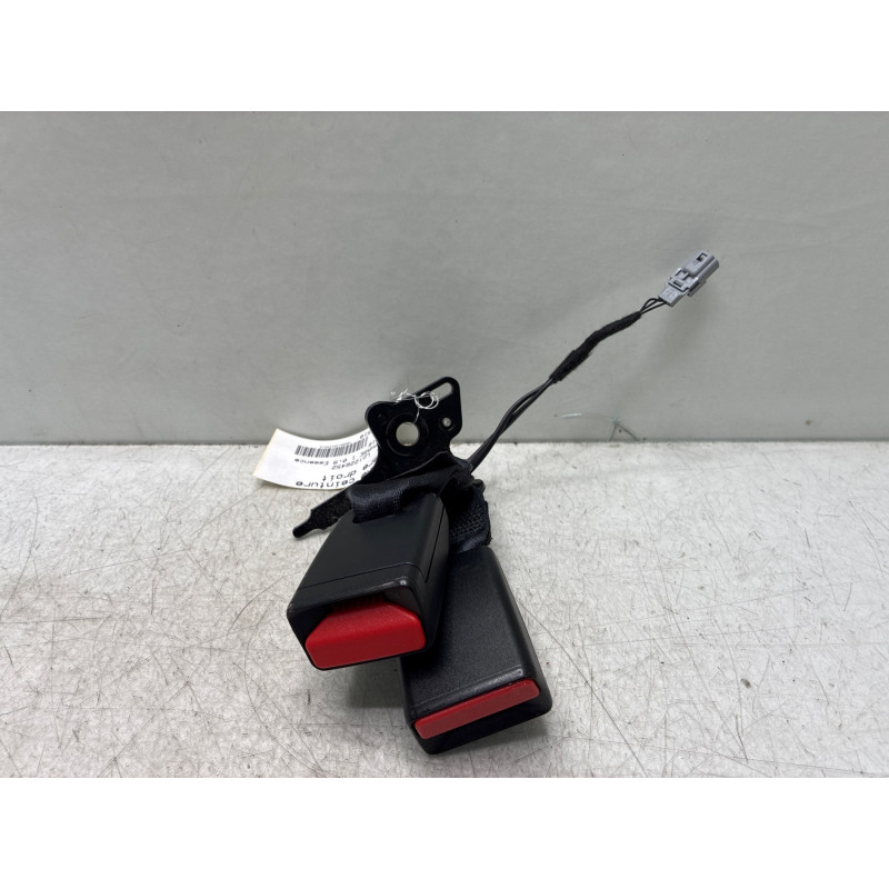 Attache ceinture arriere droit RENAULT CLIO 4 Photo n°4