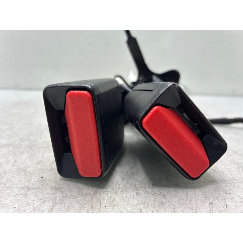 Attache ceinture arriere droit RENAULT CLIO 4 Photo n°5