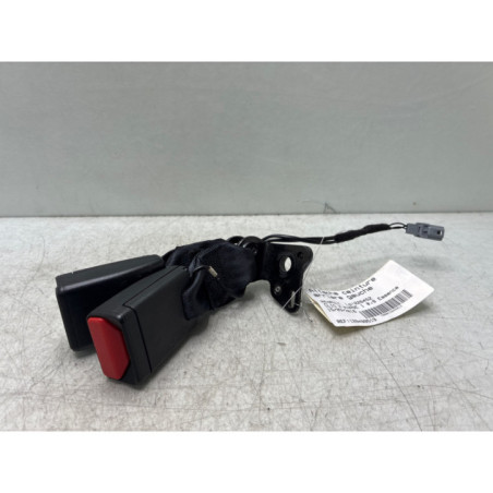 Attache ceinture arriere gauche RENAULT CLIO 4 Photo n°1