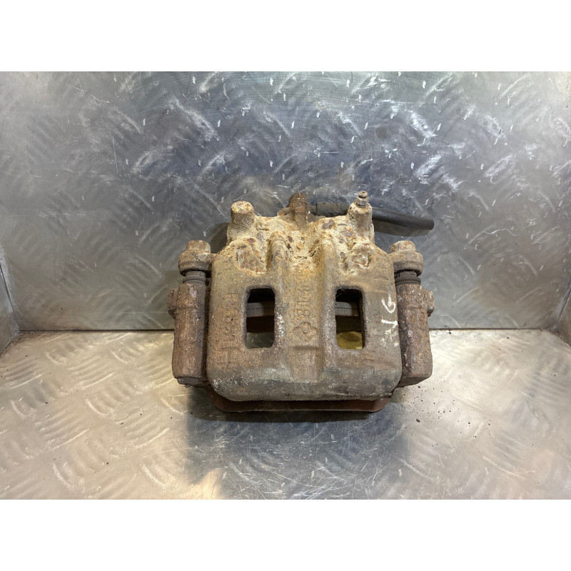 Etrier avant gauche (freinage) MAZDA MPV 2 Photo n°3