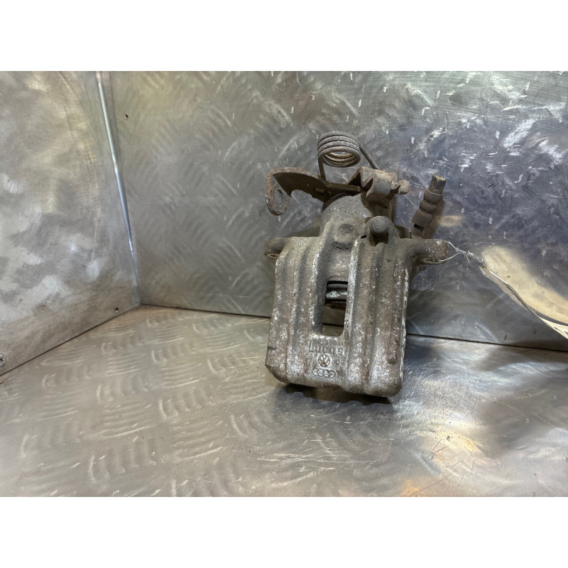 Etrier arriere droit (freinage) AUDI A4 2 Photo n°2