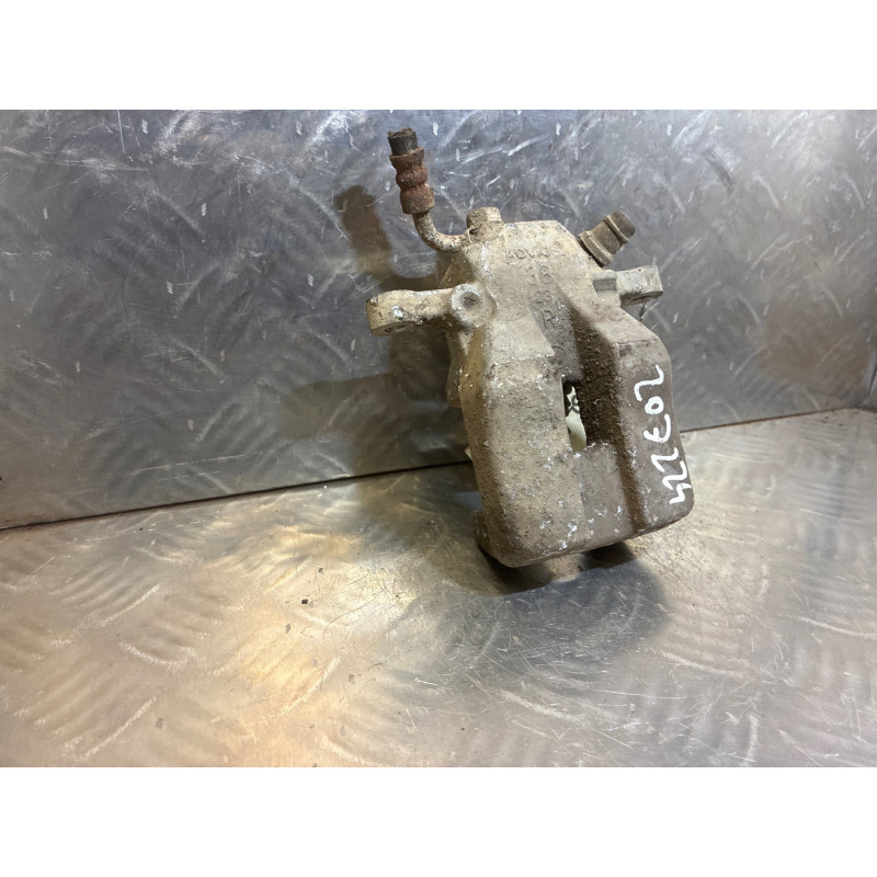 Etrier arriere droit (freinage) TOYOTA RAV4 3 Photo n°2