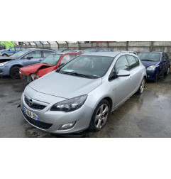 Feu arriere secondaire droit (feux) OPEL ASTRA J