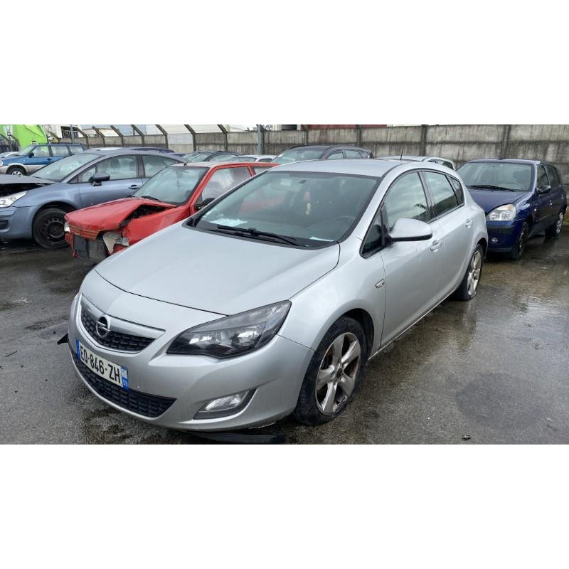 Feu arriere secondaire droit (feux) OPEL ASTRA J Photo n°4
