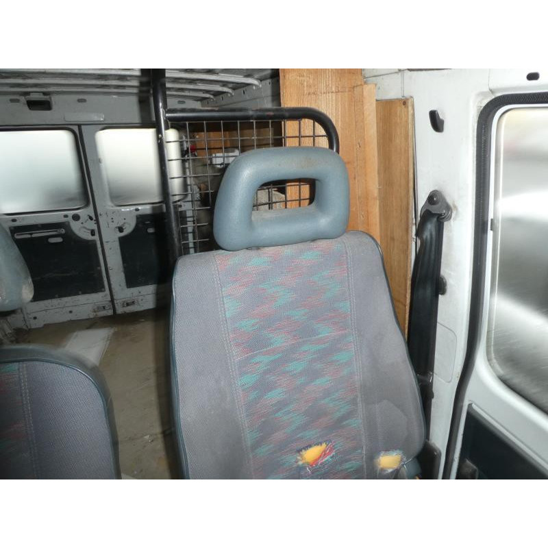 Etrier avant droit (freinage) RENAULT TRAFIC 1 Photo n°10