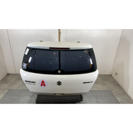 Malle/Hayon arriere SUZUKI SWIFT 3 Photo n°1