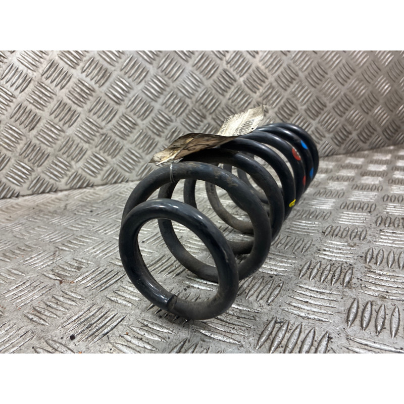 Ressort de suspension arriere droit RENAULT MEGANE 4 Photo n°1