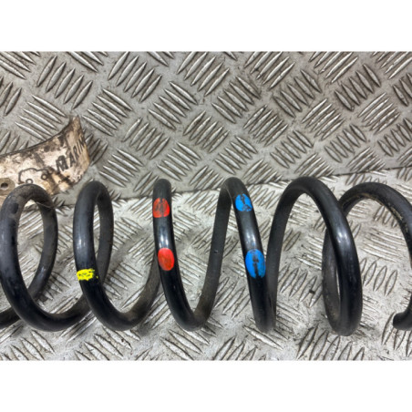 Ressort de suspension arriere droit RENAULT MEGANE 4