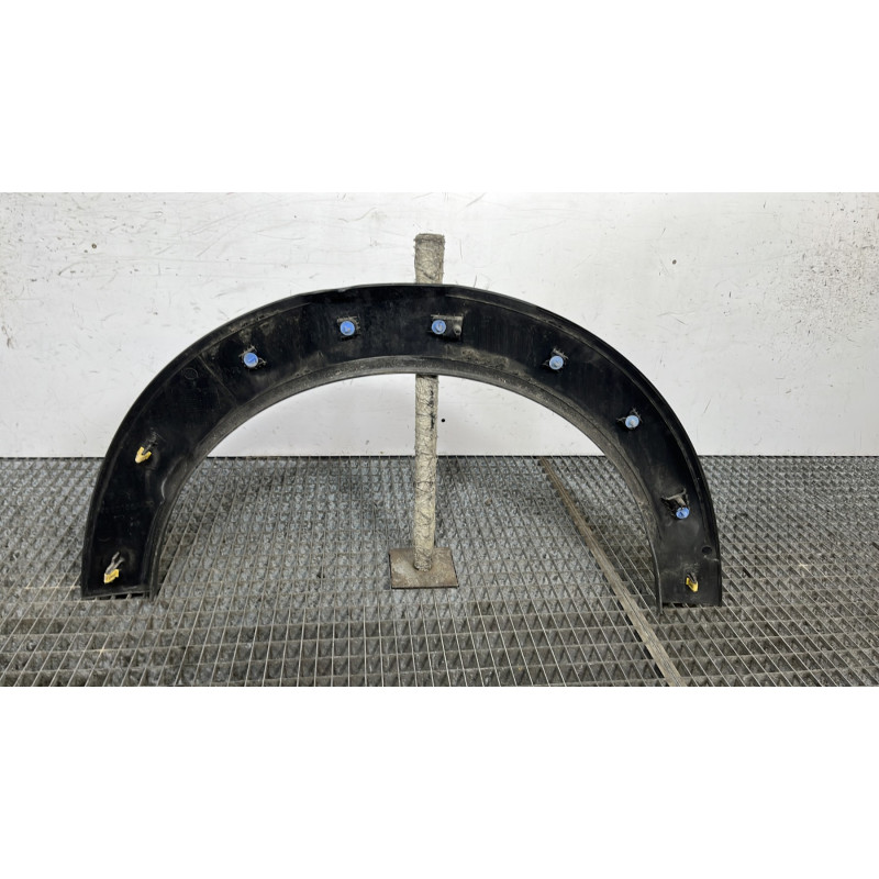 Extension d'aile arriere gauche CITROEN C4 CACTUS Photo n°4