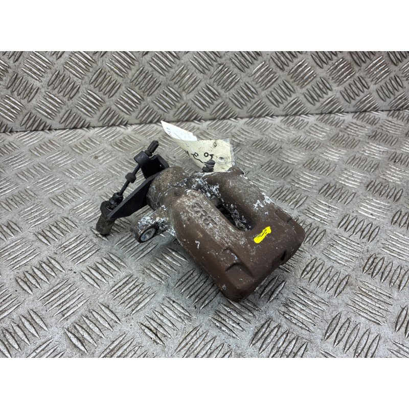 Etrier arriere droit (freinage) CITROEN XSARA PICASSO Photo n°3