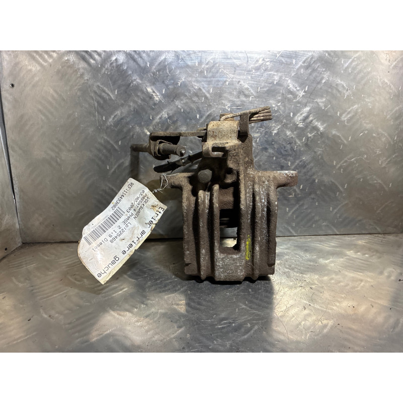 Etrier arriere gauche (freinage) VOLKSWAGEN PASSAT 4 Photo n°3