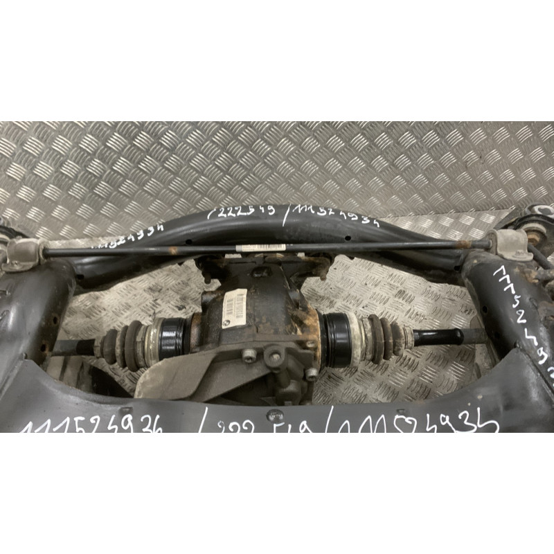 Essieu arriere BMW SERIE 1 F20 Photo n°4