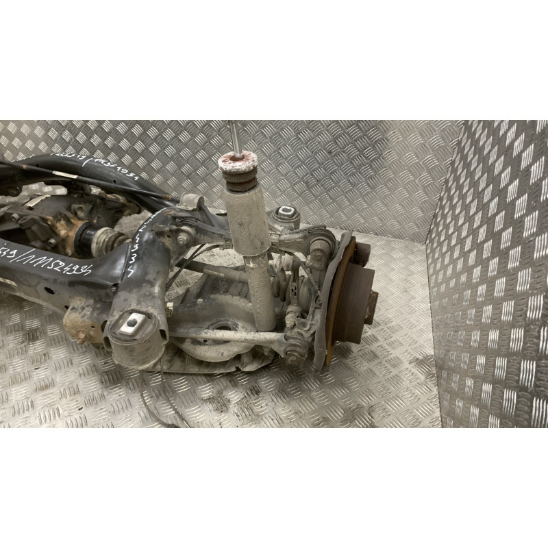 Essieu arriere BMW SERIE 1 F20 Photo n°8