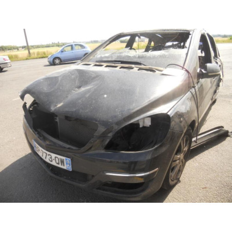 Etrier avant gauche (freinage) MERCEDES CLASSE B 245