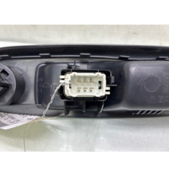 Interrupteur de leve vitre avant droit RENAULT CLIO 2