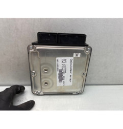 Calculateur moteur AUDI A4 3