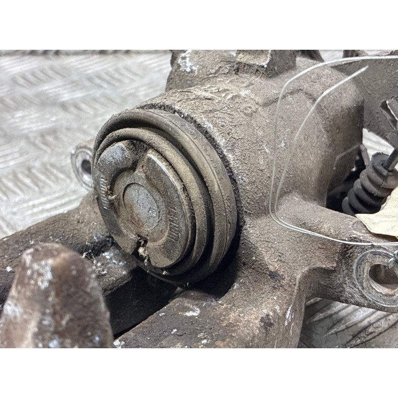 Etrier arriere droit (freinage) CITROEN C4 2 Photo n°5