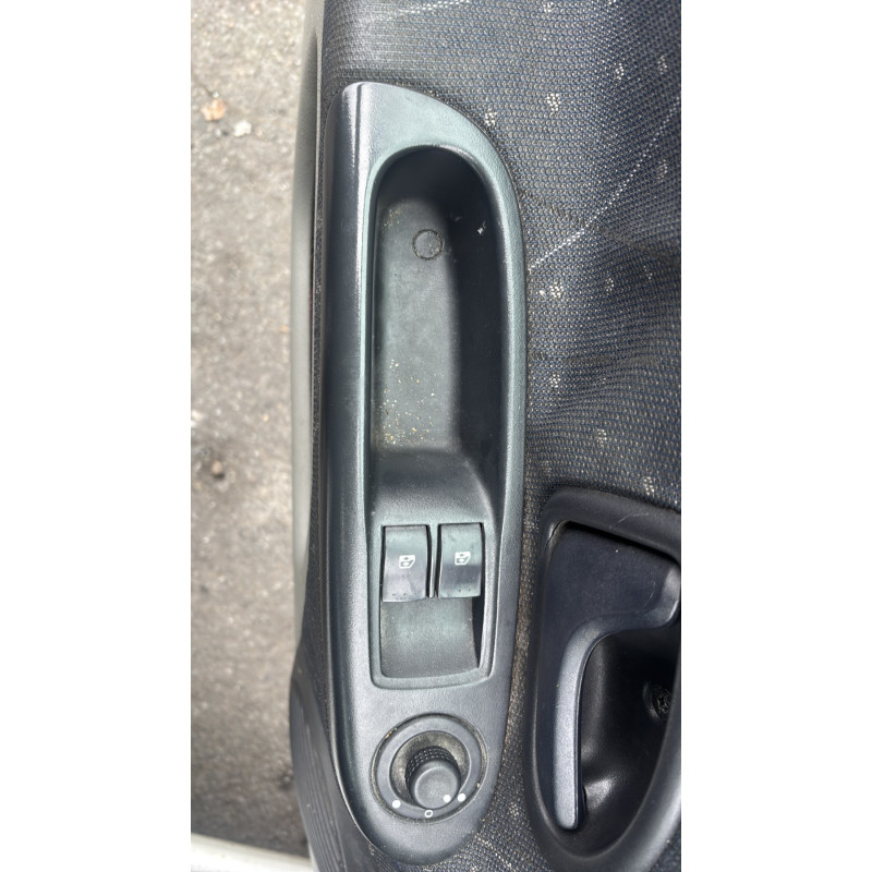 Interrupteur de leve vitre avant droit RENAULT CLIO 2 Photo n°20