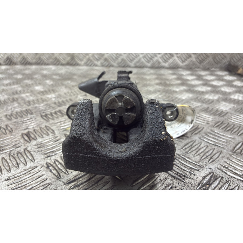 Etrier arriere droit (freinage) RENAULT MEGANE 2 Photo n°4