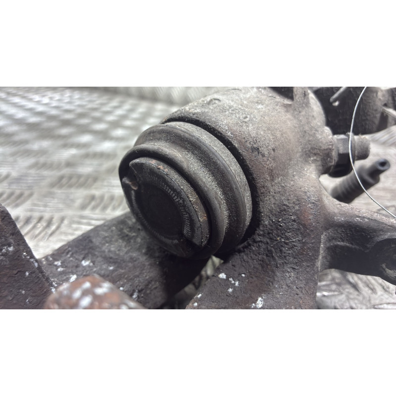Etrier arriere droit (freinage) VOLKSWAGEN TOURAN 1 Photo n°6