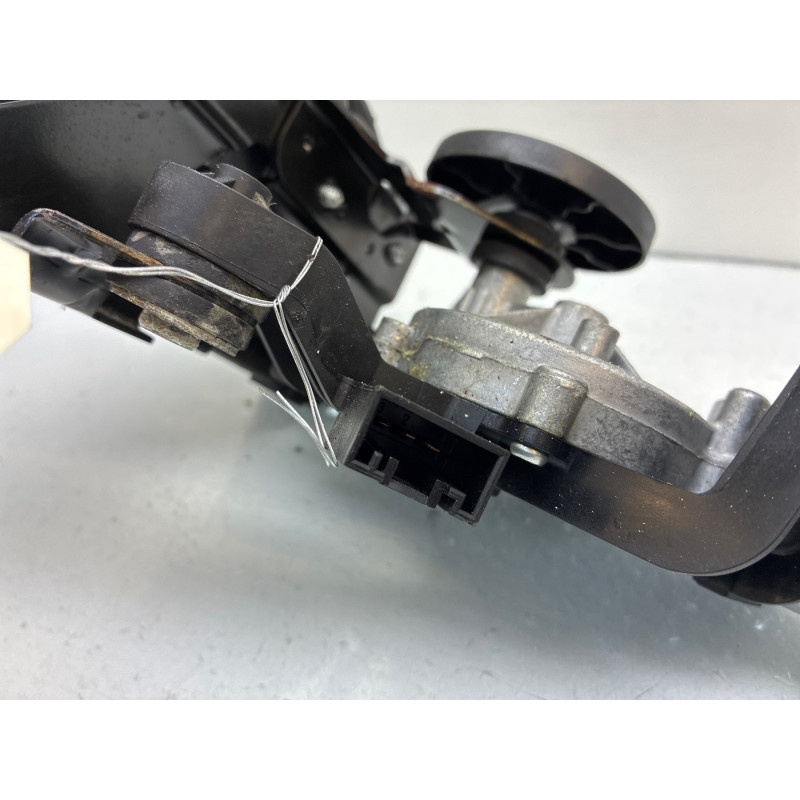Moteur essuie glace arriere BMW SERIE 3 E91 Photo n°6