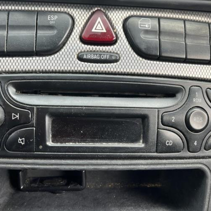 Bloc ABS (freins anti-blocage) MERCEDES CLASSE C 203 COUPE SPORT Photo n°12