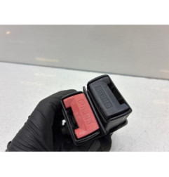 Attache ceinture arriere gauche RENAULT CLIO 2 CAMPUS