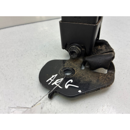 Attache ceinture arriere gauche RENAULT CLIO 2 Photo n°1