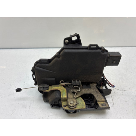 Serrure avant droit VOLKSWAGEN GOLF 4 Photo n°1