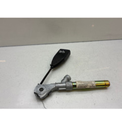 Pretensionneur de ceinture avant droit RENAULT CLIO 2