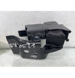 Attache ceinture arriere gauche RENAULT CLIO 3