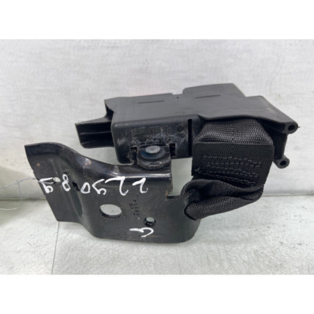 Attache ceinture arriere gauche RENAULT CLIO 3 Photo n°1