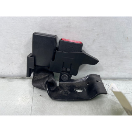 Attache ceinture arriere gauche RENAULT CLIO 3