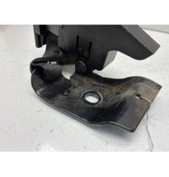 Attache ceinture arriere gauche RENAULT CLIO 3