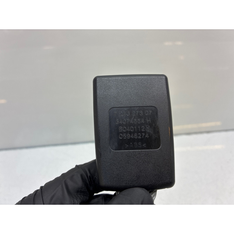 Attache ceinture arriere gauche BMW SERIE 5 F11 Photo n°3