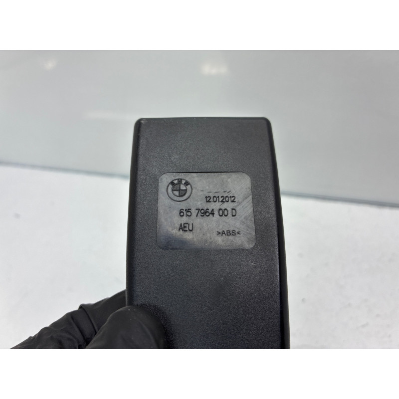 Pretensionneur de ceinture avant droit BMW SERIE 5 F11 Photo n°7