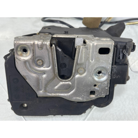 Serrure avant droit MERCEDES CLASSE C 203