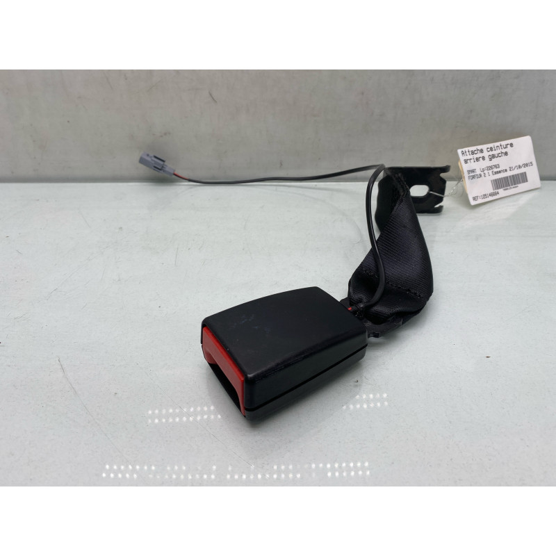 Attache ceinture arriere gauche SMART FORFOUR 2 Photo n°1